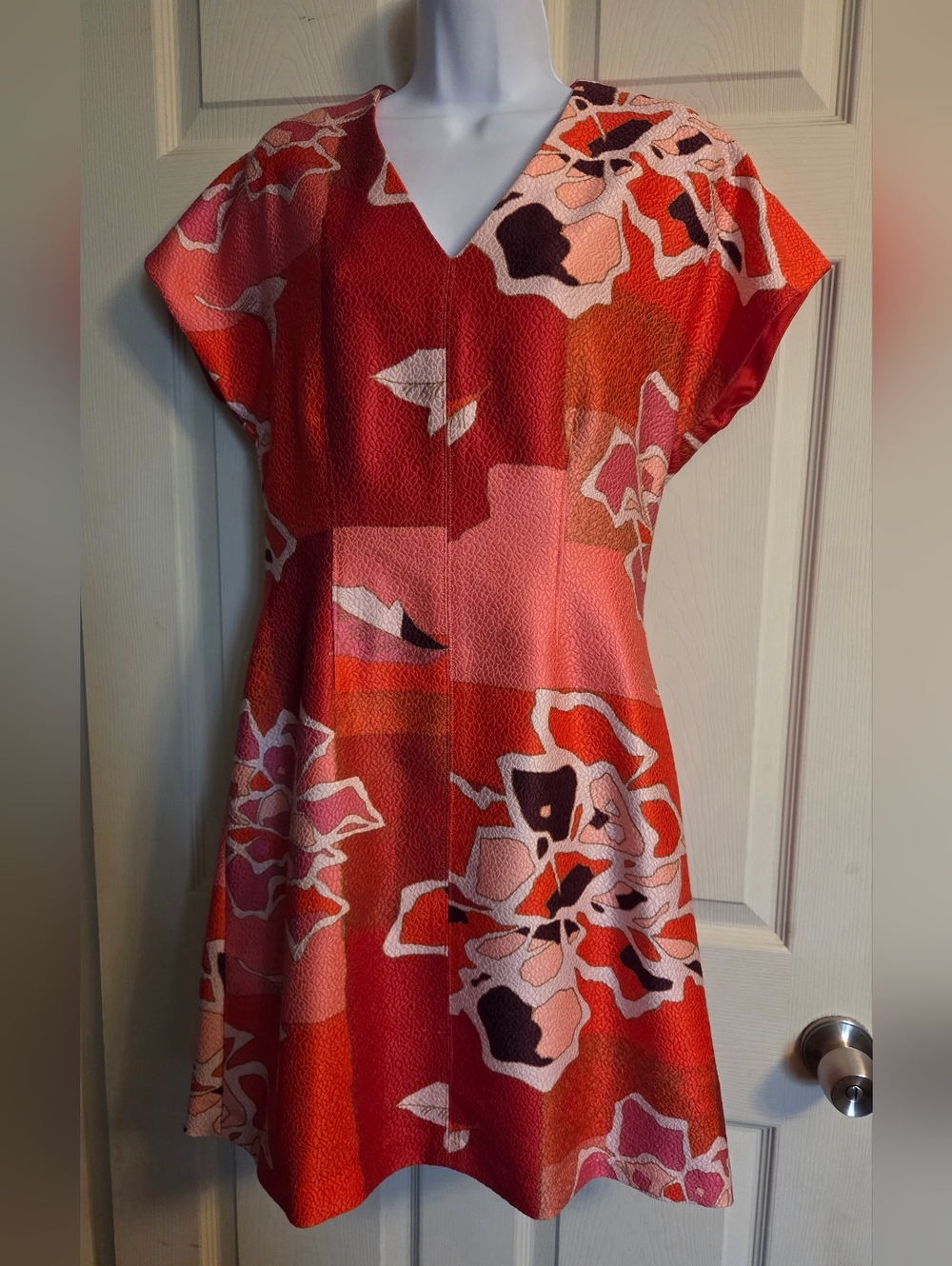 Natori Amaryllis Jacquard short-sleeve mini dress Size 8